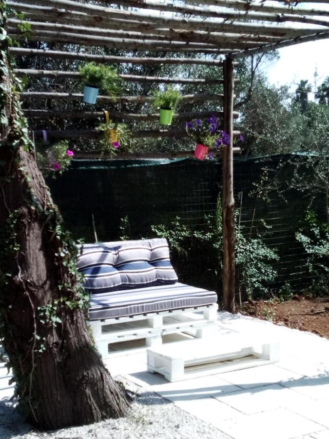 I Fichi Bianchi Bed and Breakfast Cutrofiano Εξωτερικό φωτογραφία