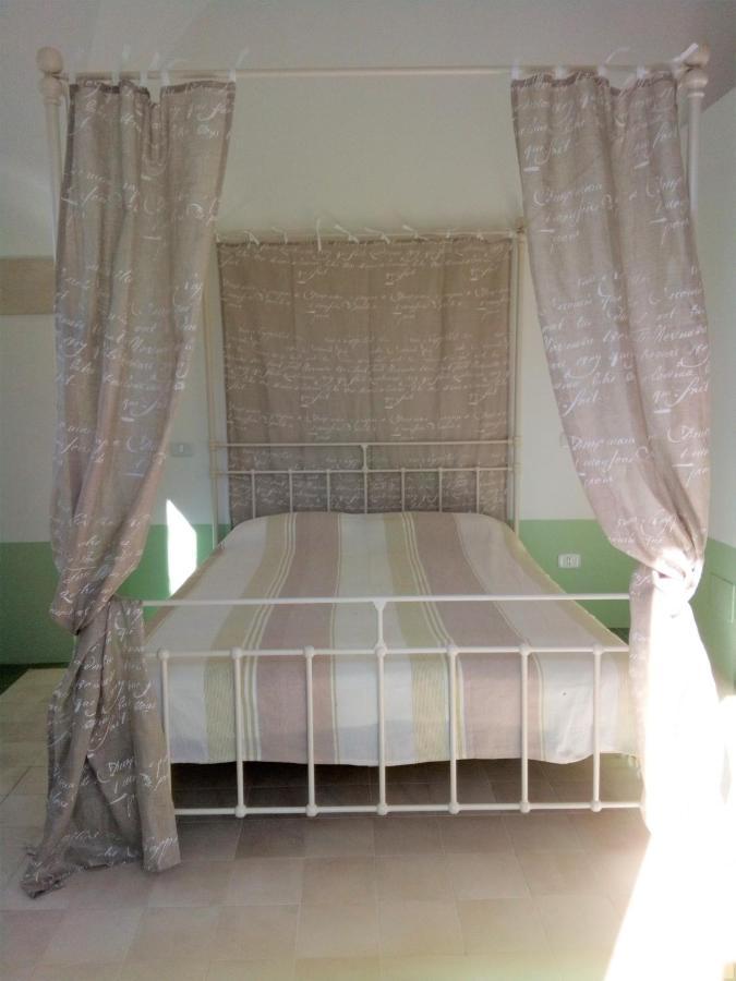 I Fichi Bianchi Bed and Breakfast Cutrofiano Εξωτερικό φωτογραφία